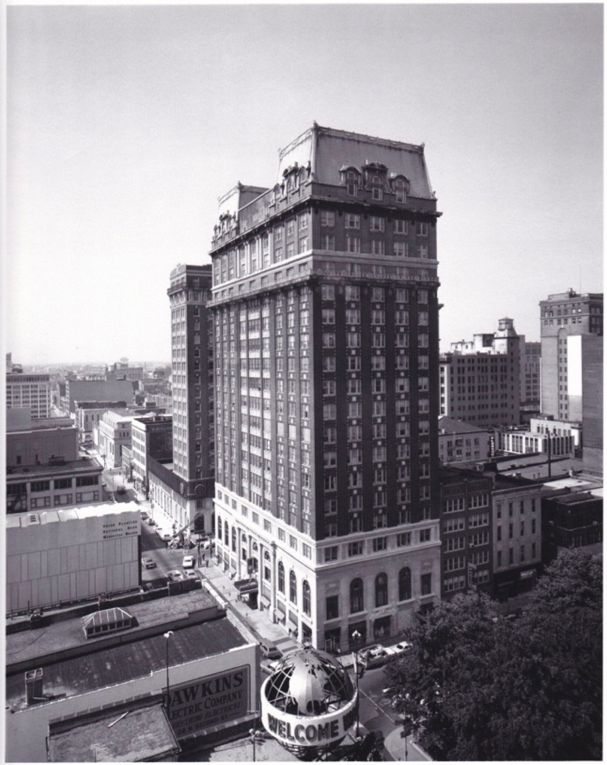 The Exchange Building towering over downtown Memphis in the early 20th century
